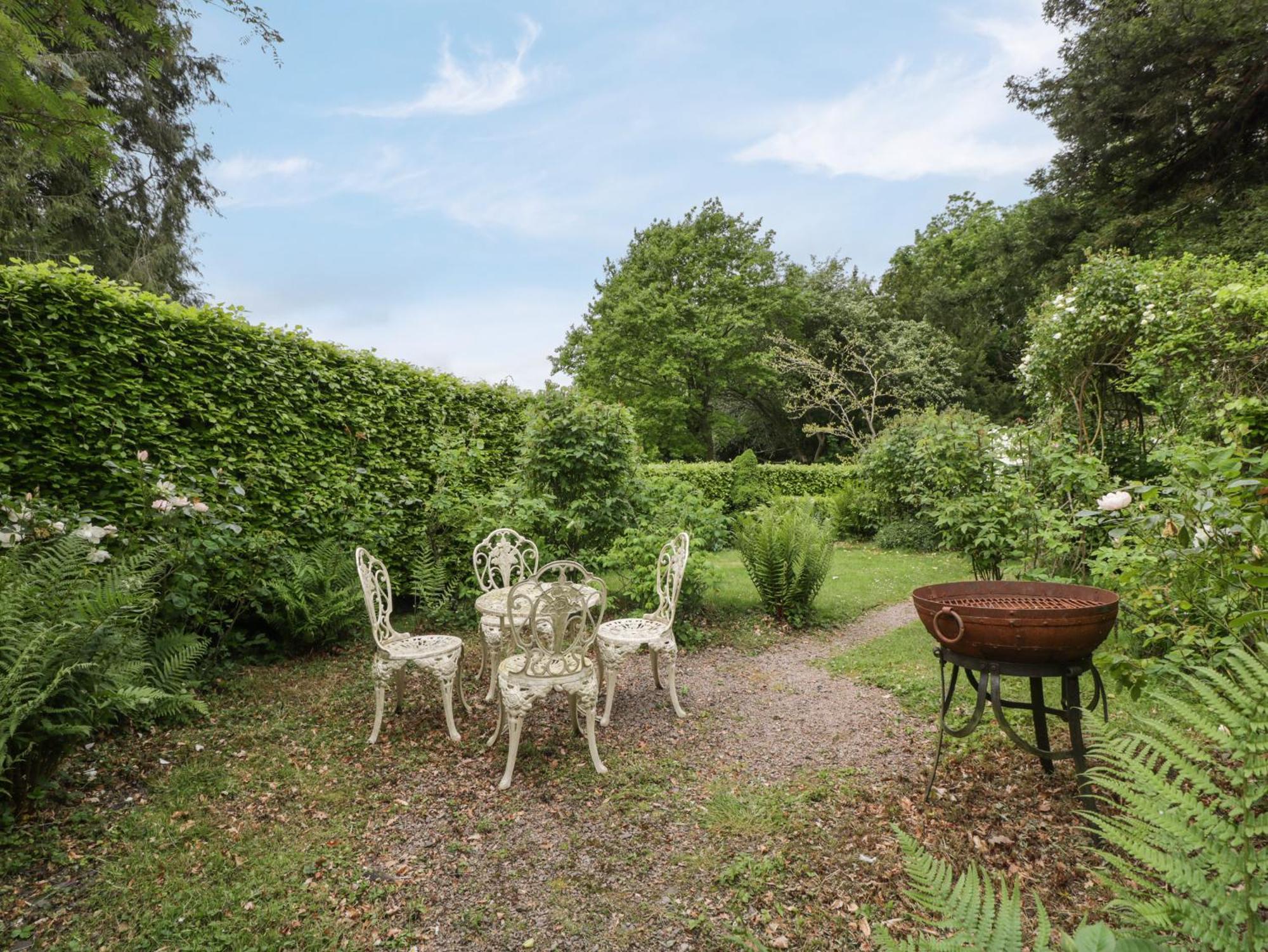 Woodlands Cottage Leominster Esterno foto